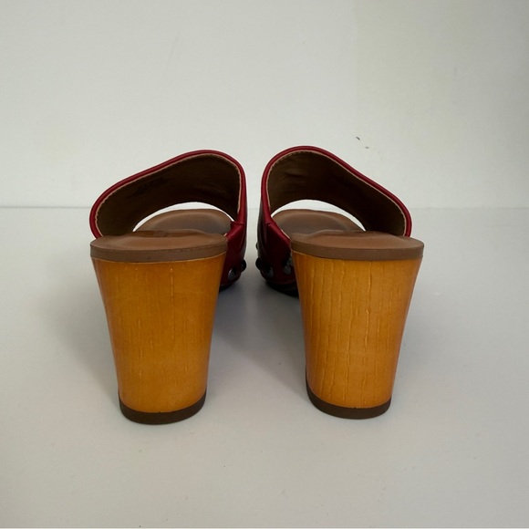Lucky Brand Red Leather Studded Clog Slide Sandals Womens 5.5 / EU 36 Wood Heel - Picture 3 of 8